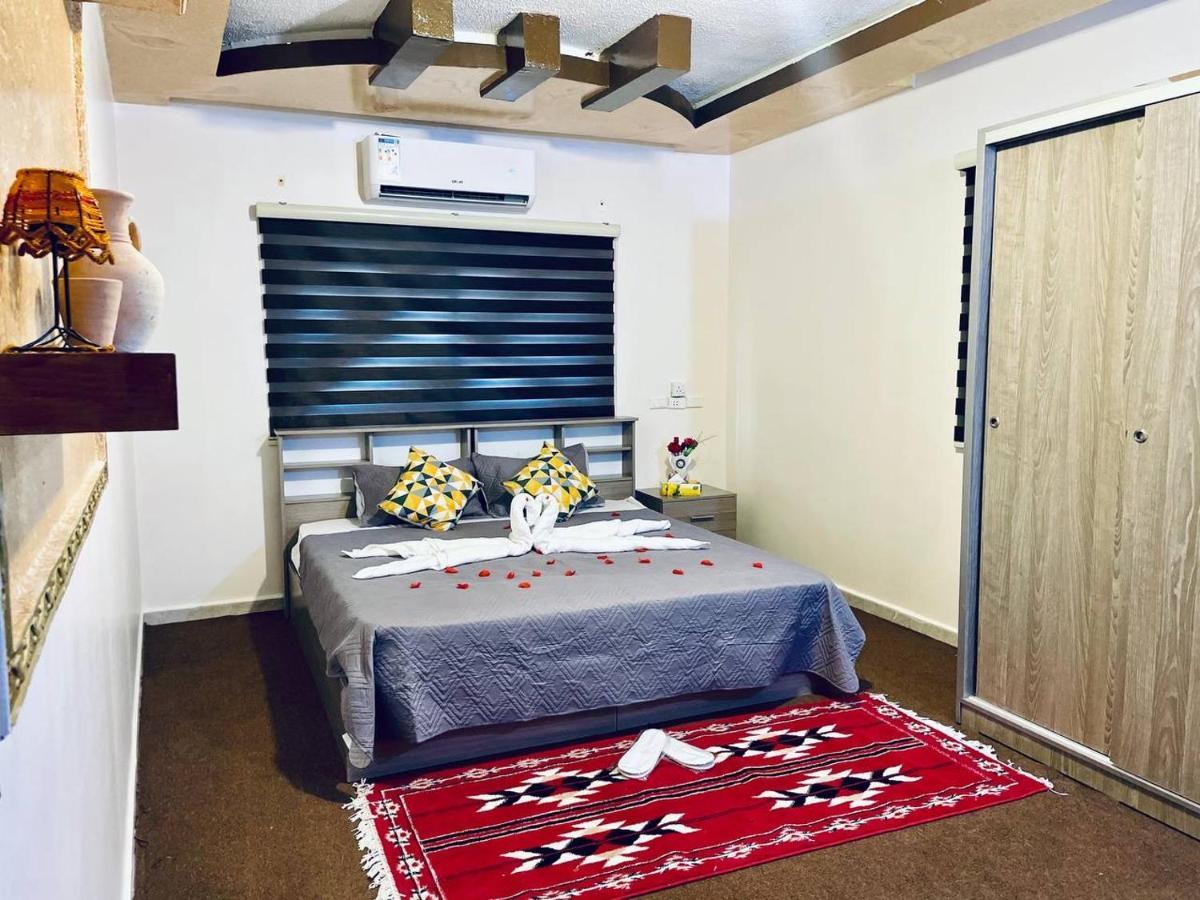 Petra B12 Hostel Ουάντι Μούσα Εξωτερικό φωτογραφία